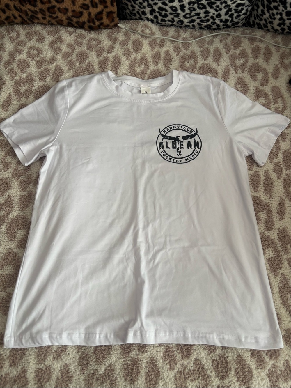 jason aldean nashville, tn white t shirt